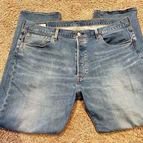 Levi’s Button Fly 501 - Picture 3 of 4